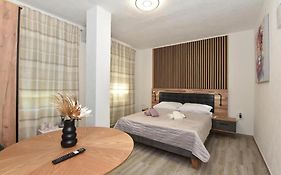 Jeta Studio&Rooms